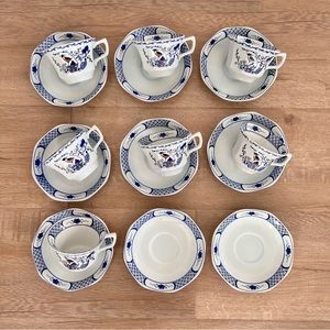 16 PCs Wedgwood Volendam Blue Birds 7 Tea Cups & 9 Saucers Discontinued Mint Vtg